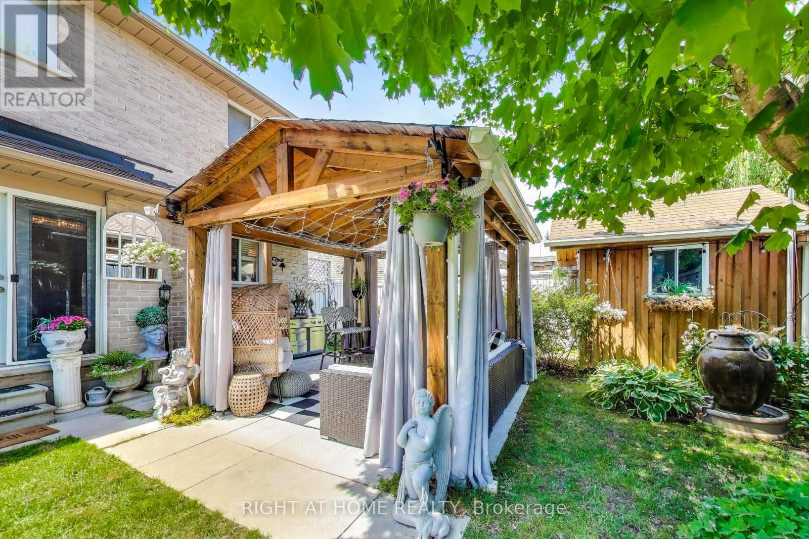 55 KNUPP ROAD, Barrie, Ontario