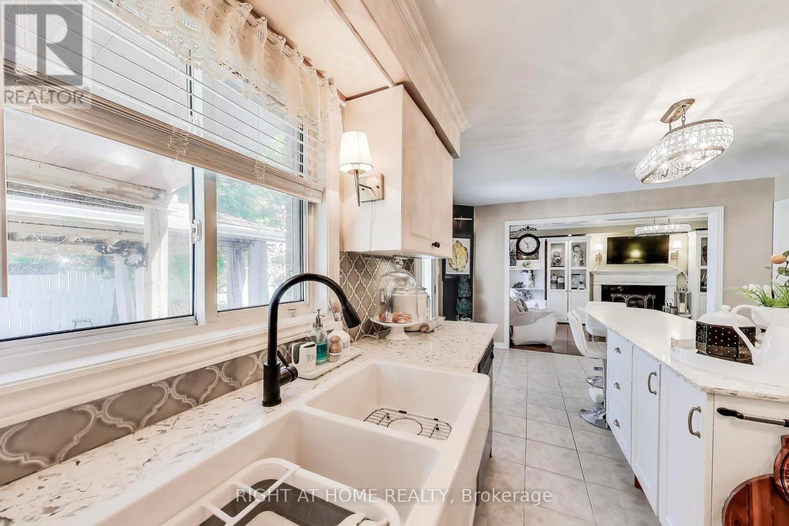 55 Knupp Road, Barrie, Ontario  L4N 0R7 - Photo 6 - S13165890