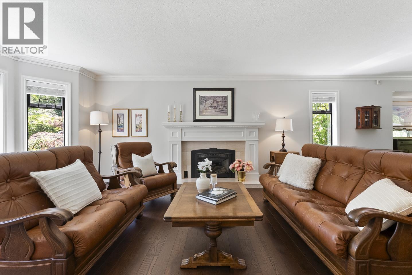 9927 Rathburn Drive, Burnaby, British Columbia  V3J 7J5 - Photo 2 - R3127025