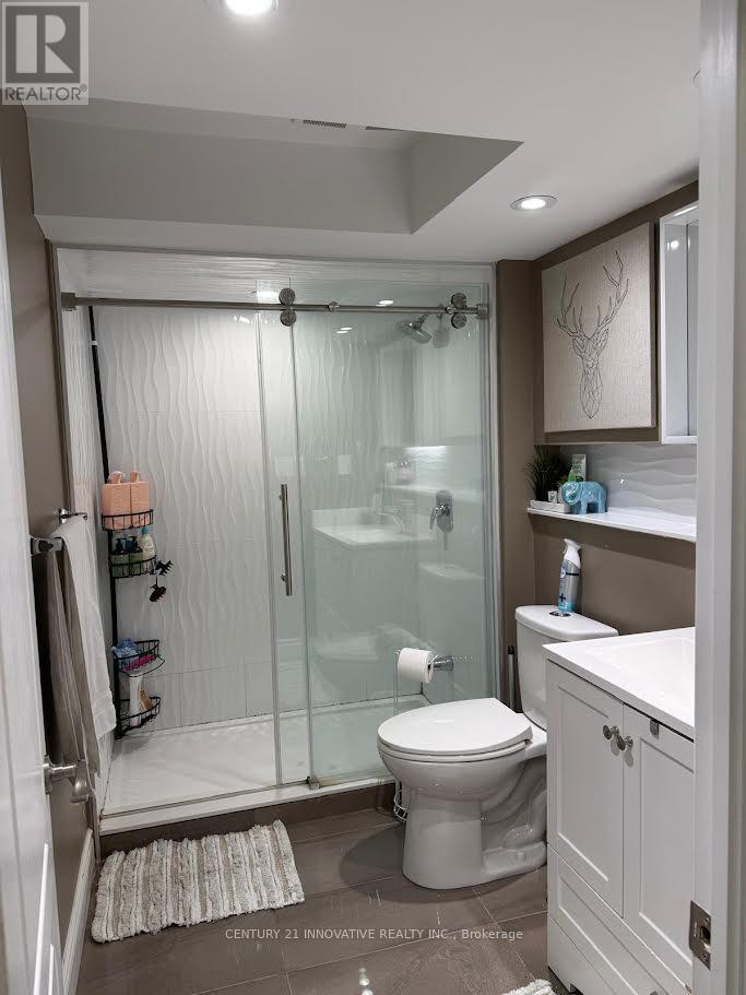 6197 Duford Drive, Mississauga, Ontario  L5V 1A5 - Photo 8 - W13165856