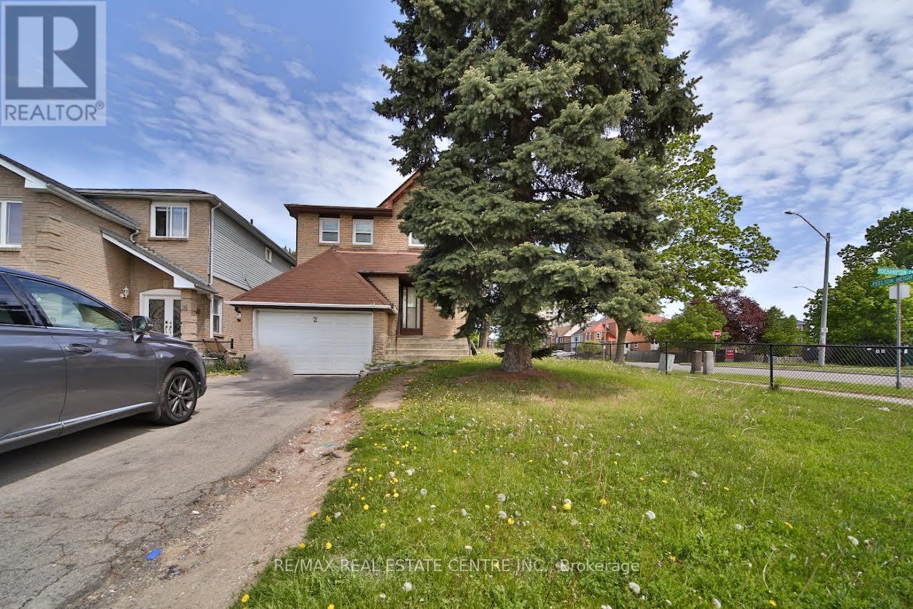 2 Roehampton Crescent, Brampton, Ontario  L6Y 2R4 - Photo 2 - W13165904