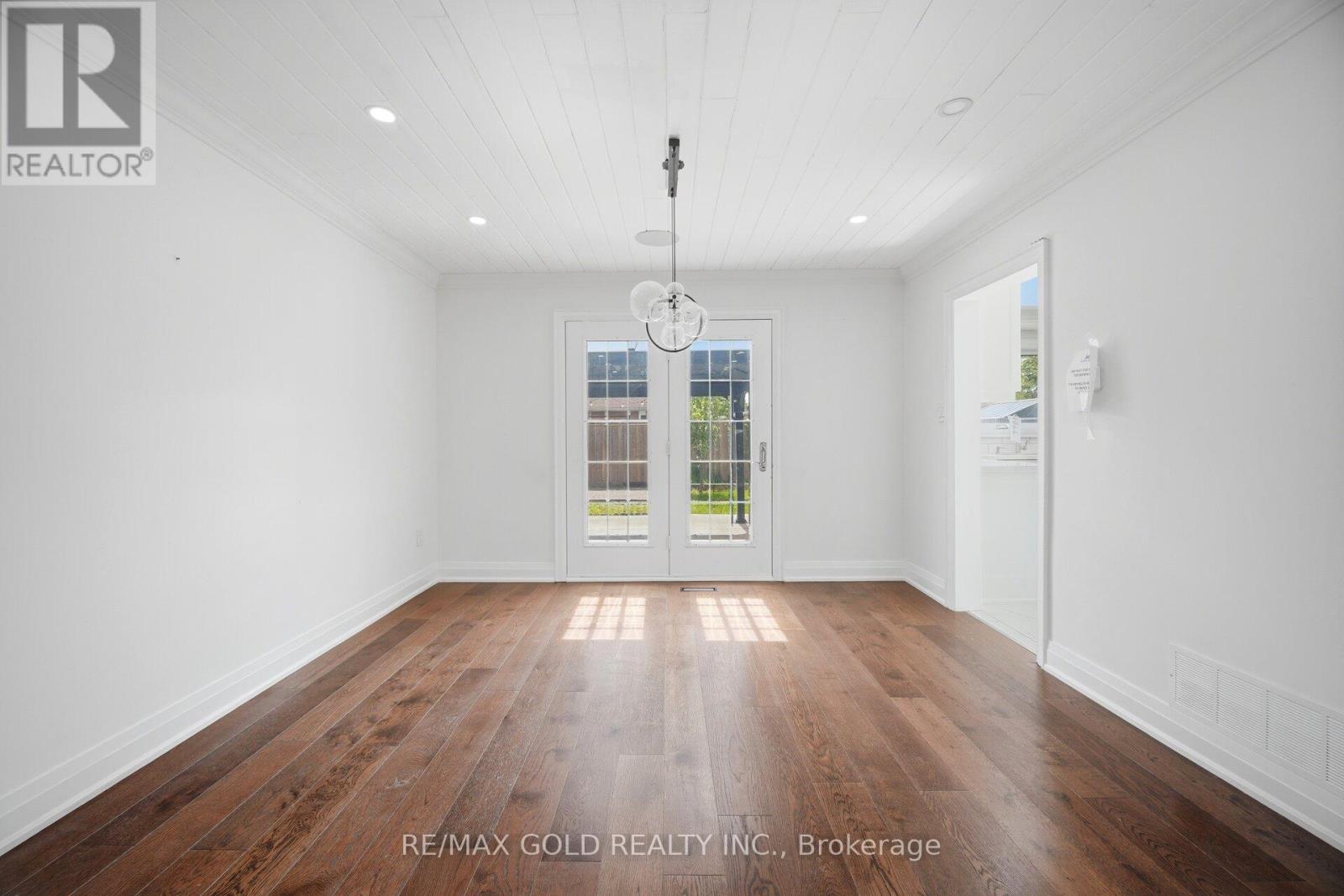 277 Centre Street N, Brampton, Ontario  L6V 2R3 - Photo 14 - W13165922