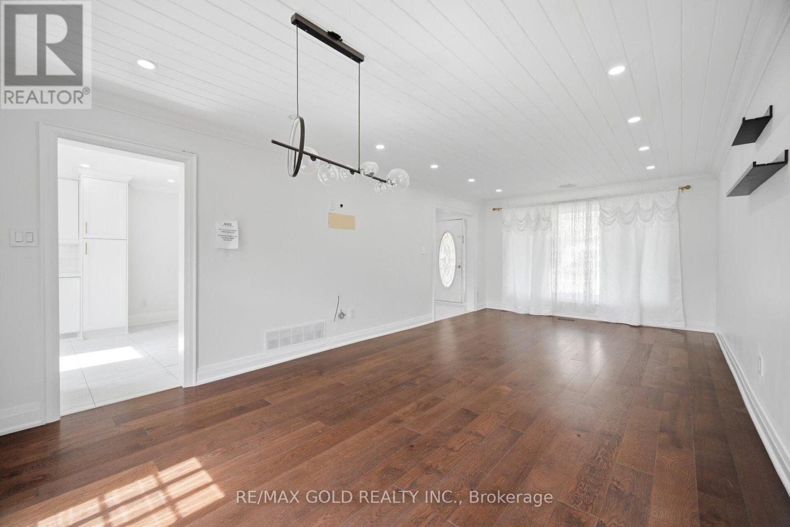 277 Centre Street N, Brampton, Ontario  L6V 2R3 - Photo 15 - W13165922