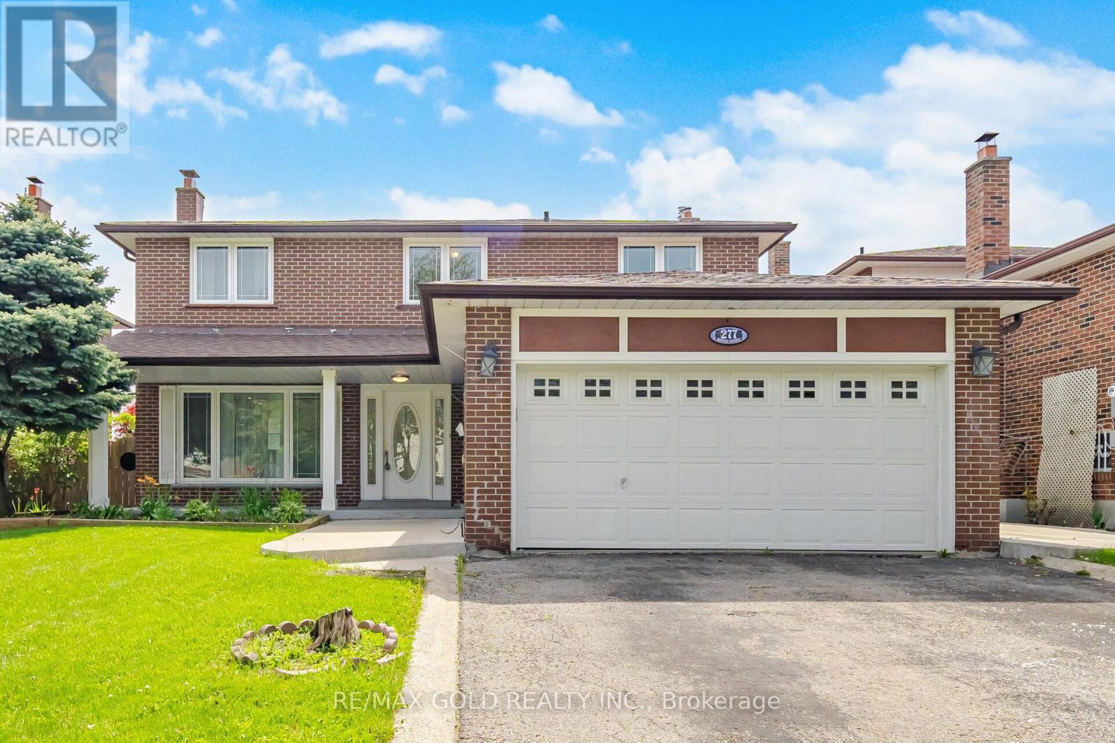 277 Centre Street N, Brampton, Ontario  L6V 2R3 - Photo 2 - W13165922