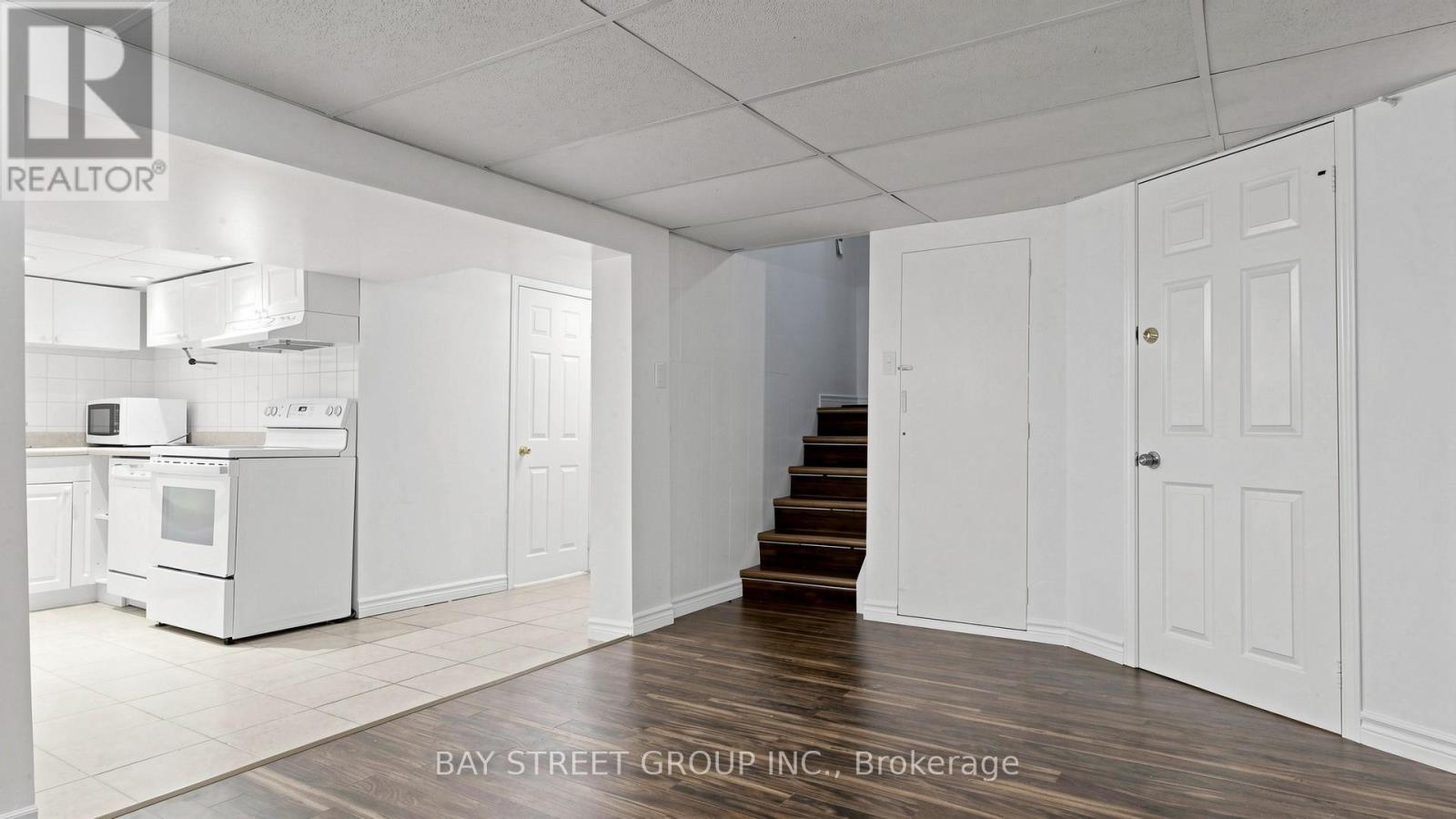 Bsmt - 31 Compton Drive, Toronto, Ontario  M1R 4A5 - Photo 23 - E13165692