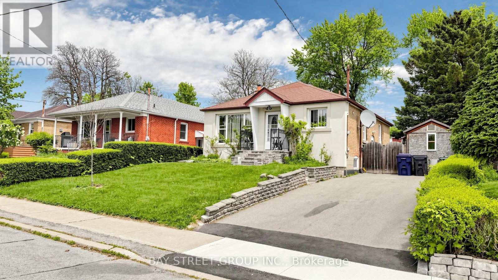 Bsmt - 31 Compton Drive, Toronto, Ontario  M1R 4A5 - Photo 4 - E13165692