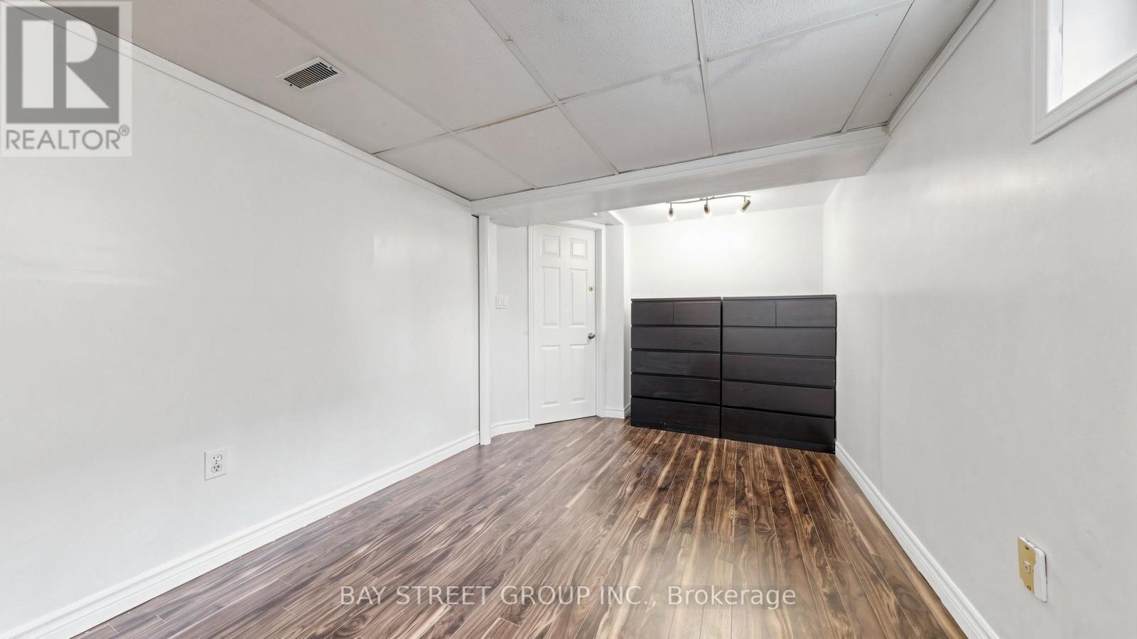 Bsmt - 31 Compton Drive, Toronto, Ontario  M1R 4A5 - Photo 18 - E13165692