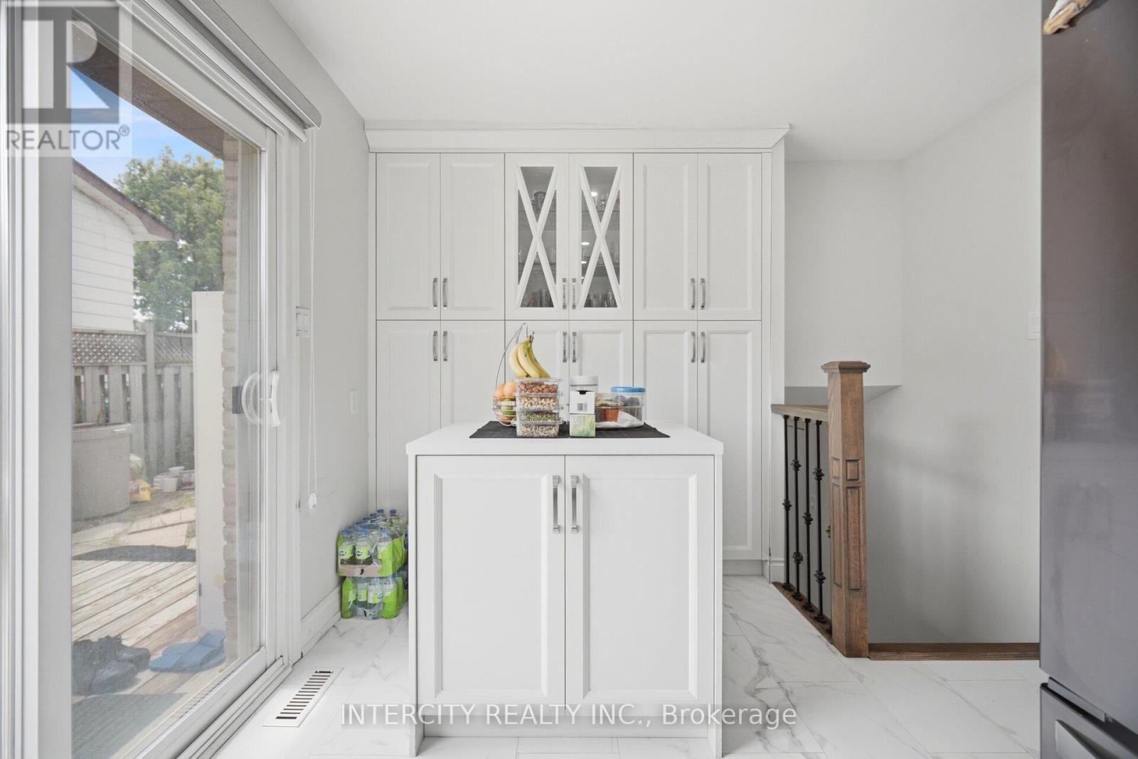 3164 Gwendale Crescent, Mississauga, Ontario  L5A 3B4 - Photo 14 - W13162786