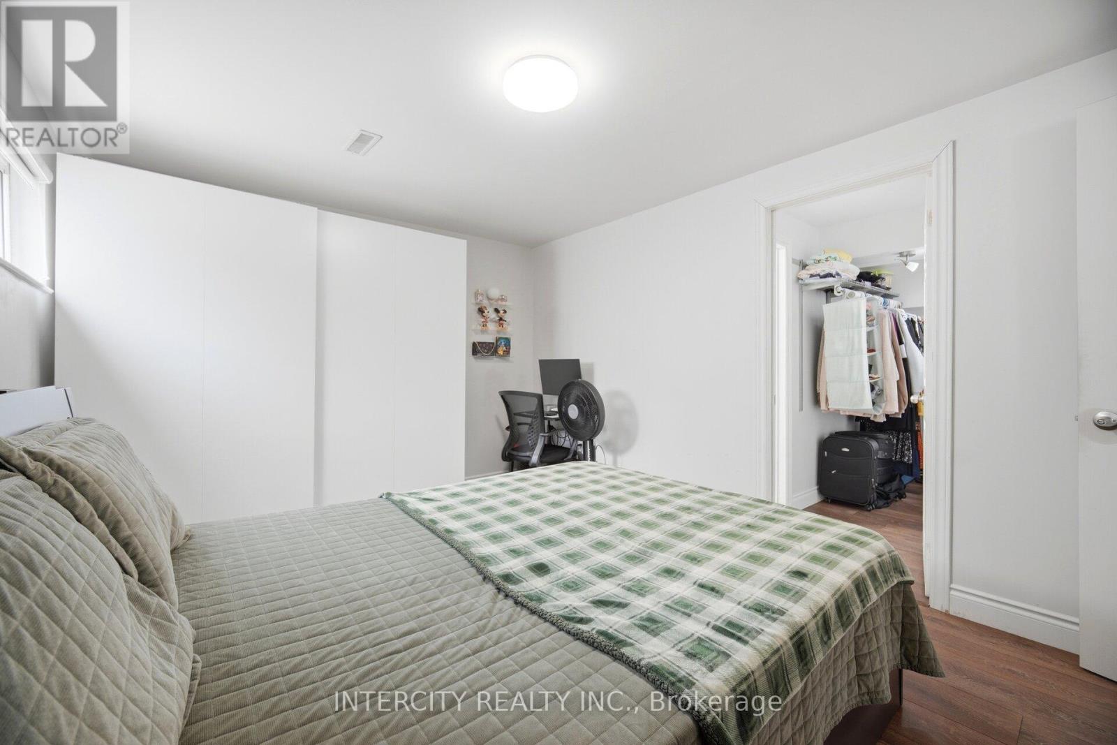 3164 Gwendale Crescent, Mississauga, Ontario  L5A 3B4 - Photo 39 - W13162786