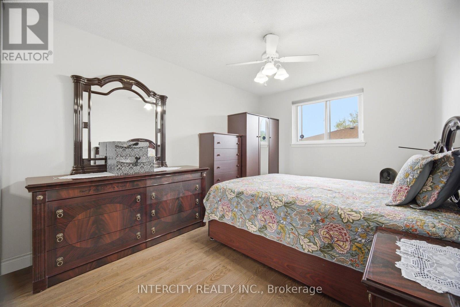 3164 Gwendale Crescent, Mississauga, Ontario  L5A 3B4 - Photo 28 - W13162786