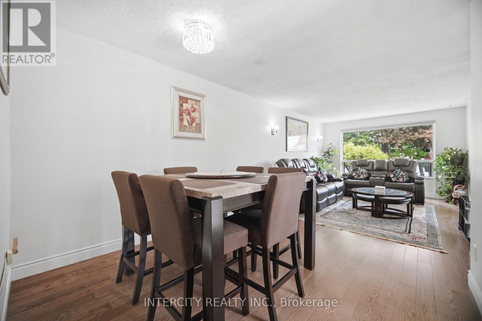 3164 Gwendale Crescent, Mississauga, Ontario  L5A 3B4 - Photo 19 - W13162786