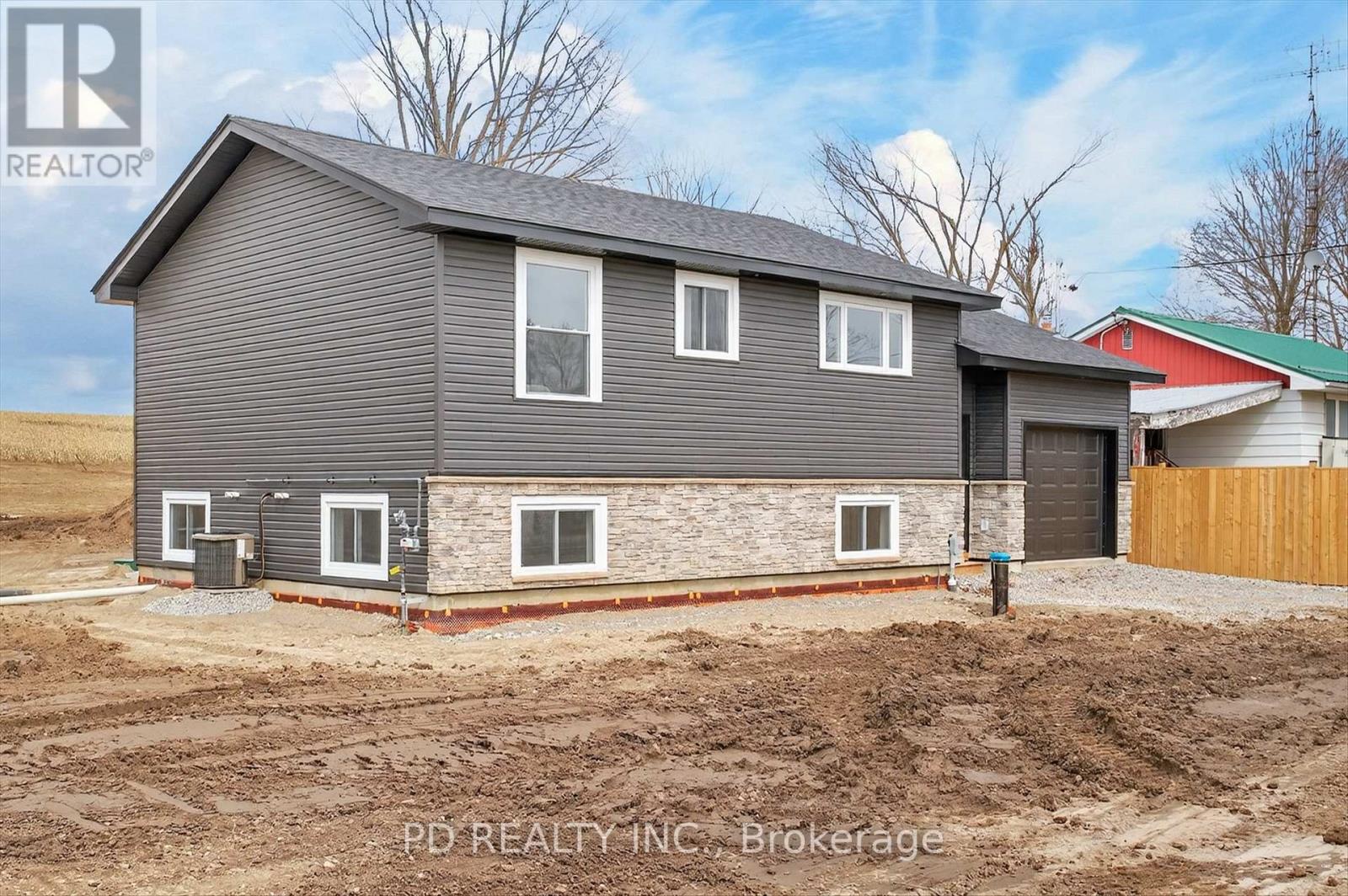 934 Mount Pleasant Road, Cavan Monaghan, Ontario  L0A 1C0 - Photo 9 - X12953316