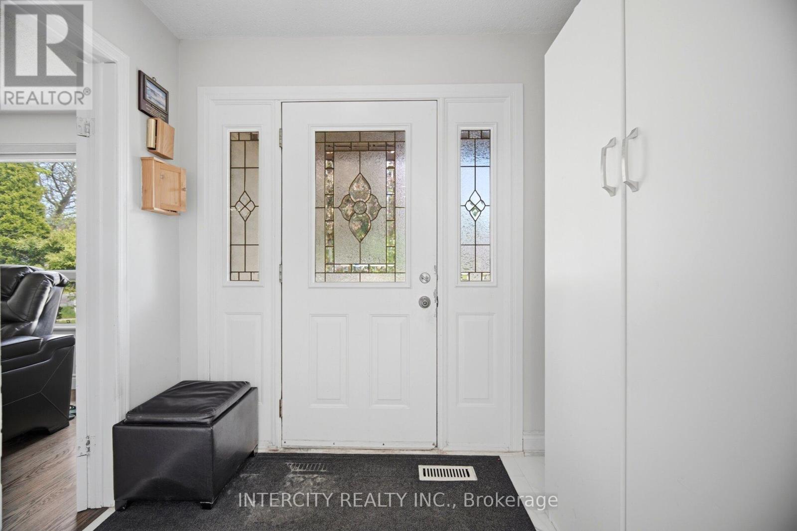3164 Gwendale Crescent, Mississauga, Ontario  L5A 3B4 - Photo 9 - W13162786