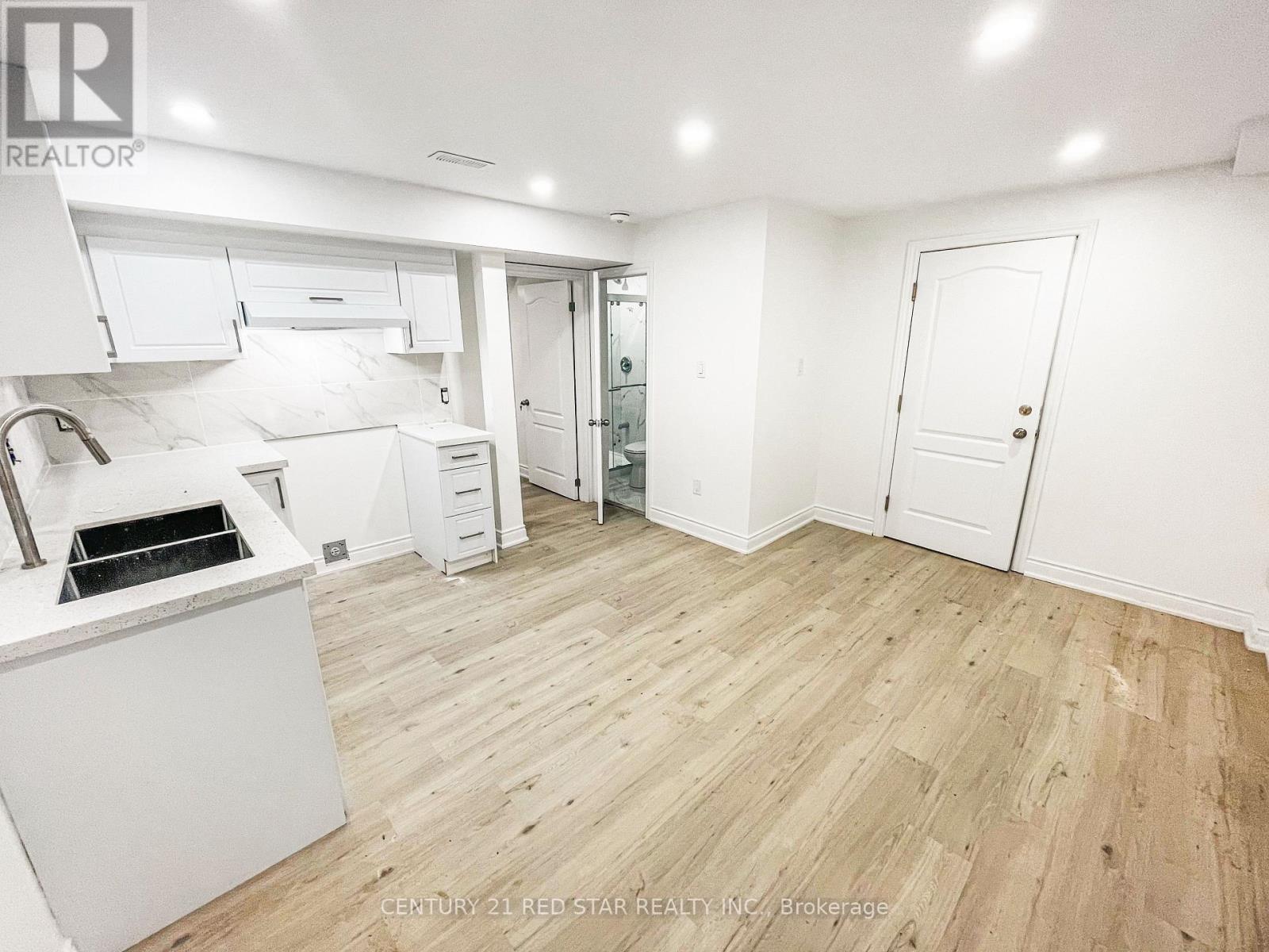 26a Helene Crescent, Waterloo, Ontario  N2L 5E5 - Photo 32 - X13163194