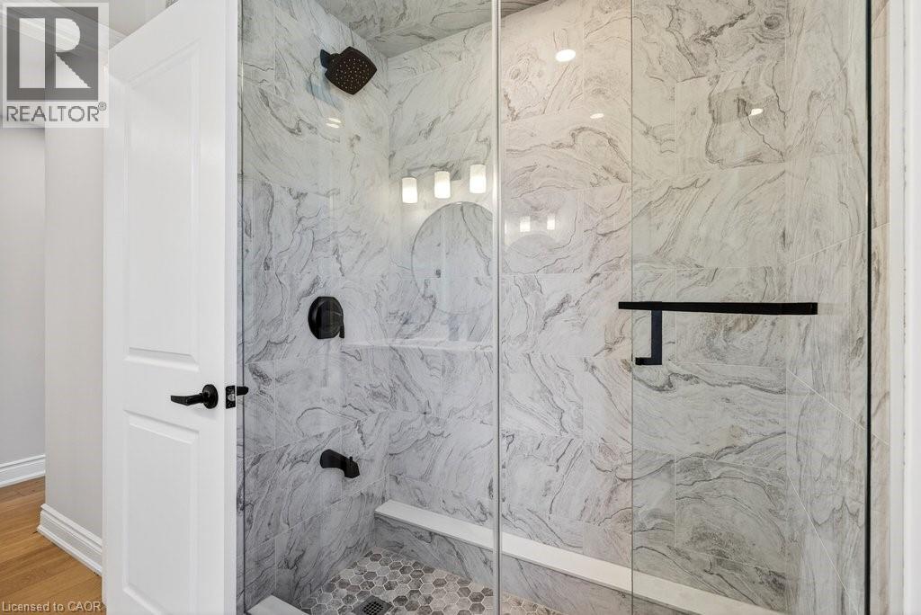 350 East Side Crescent, Burlington, Ontario  L7R 3G9 - Photo 28 - 40829874