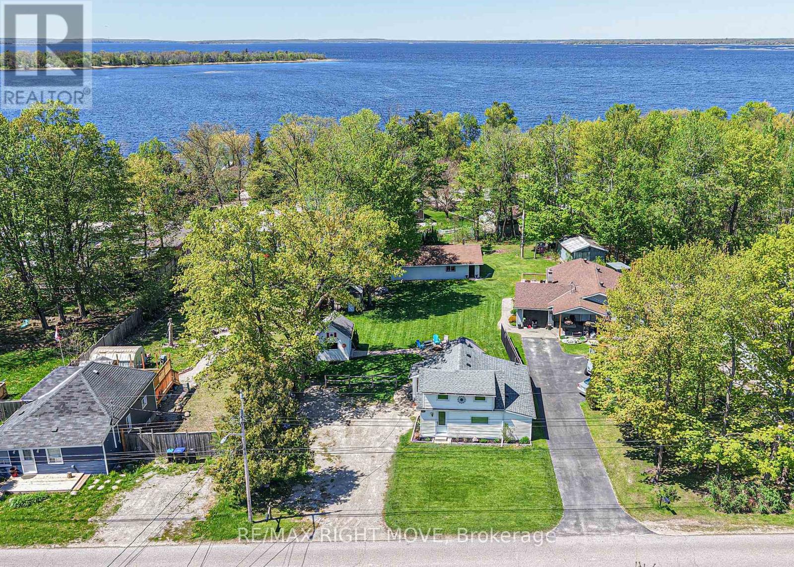 46 Osborne Street, Tay, Ontario  L0K 2A0 - Photo 4 - S12907660