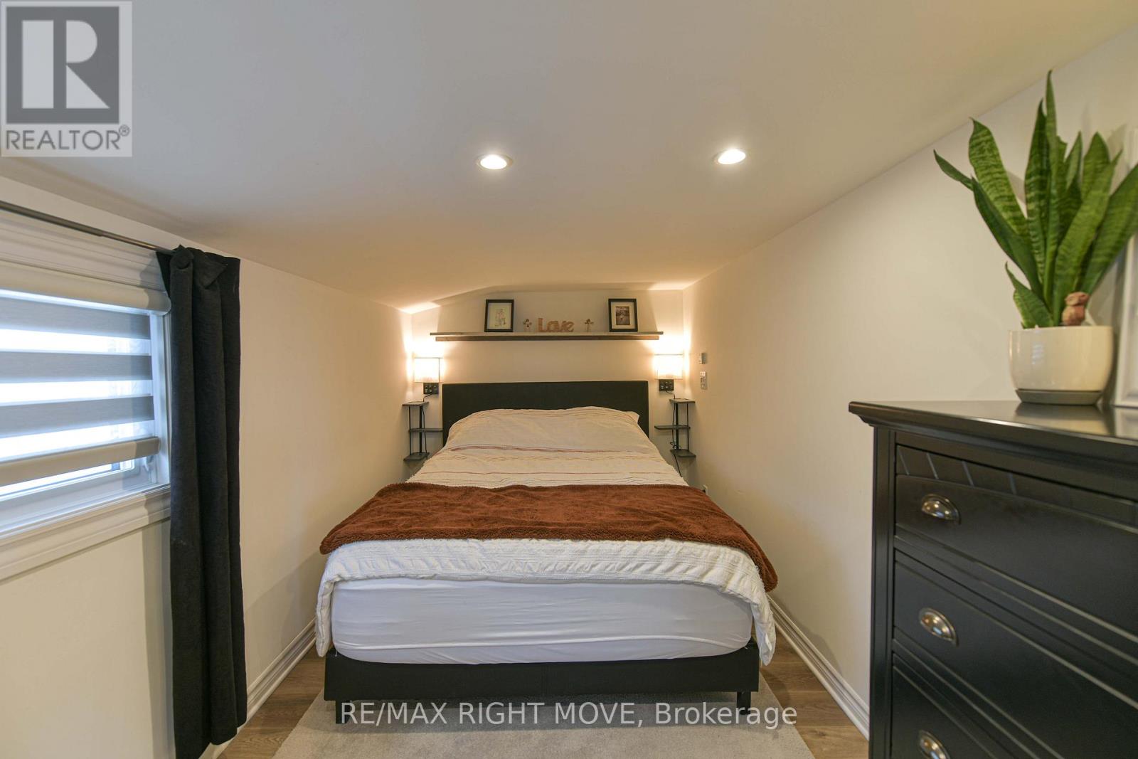 46 Osborne Street, Tay, Ontario  L0K 2A0 - Photo 37 - S12907660