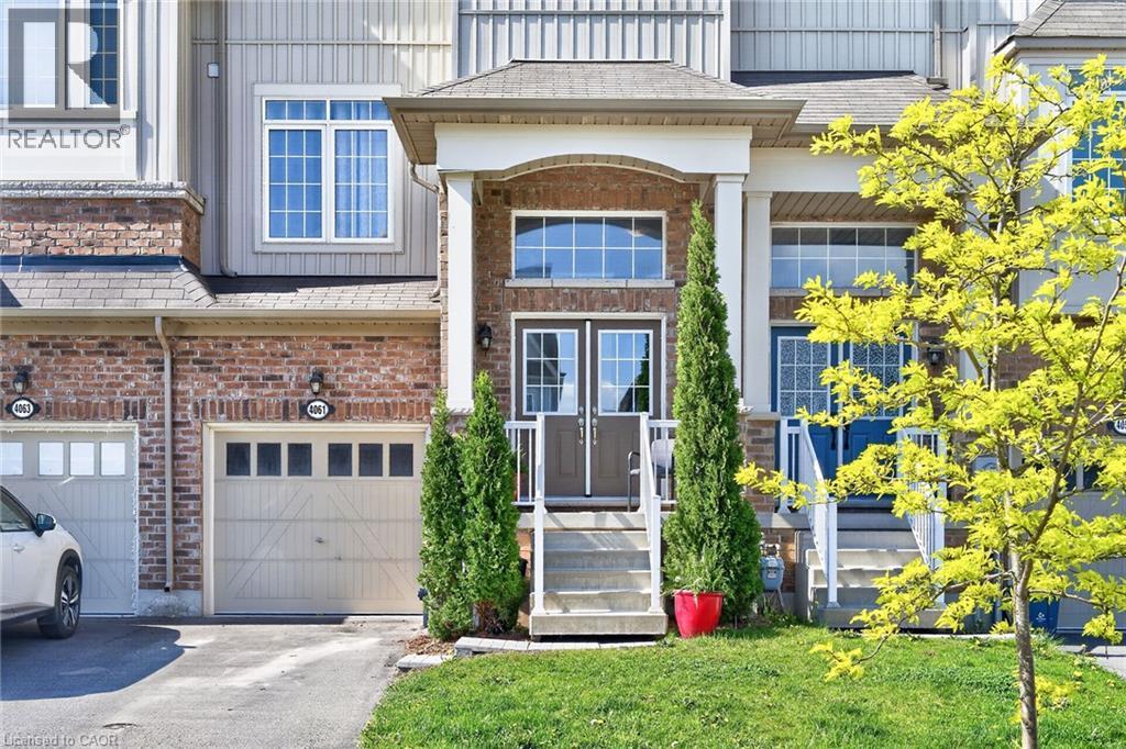 4061 Maitland Street, Beamsville, Ontario  L3J 0R7 - Photo 2 - 40832935