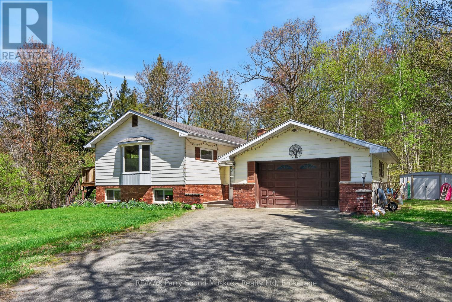 29 Stoneman Drive, Seguin, Ontario  P2A 2W8 - Photo 1 - X13165946