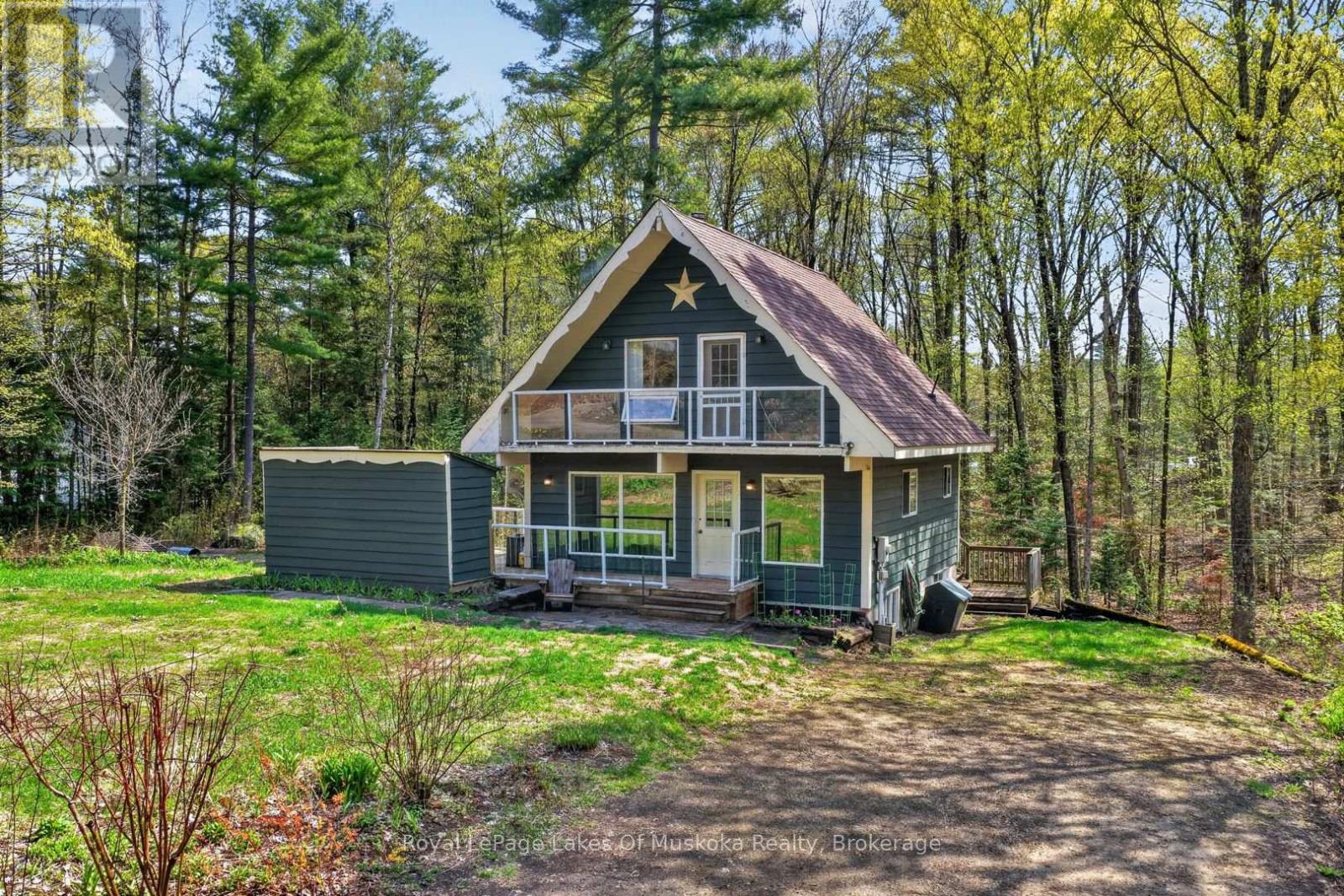 1034 Old 117 Highway, Lake Of Bays, Ontario  P0B 1A0 - Photo 1 - X13165954