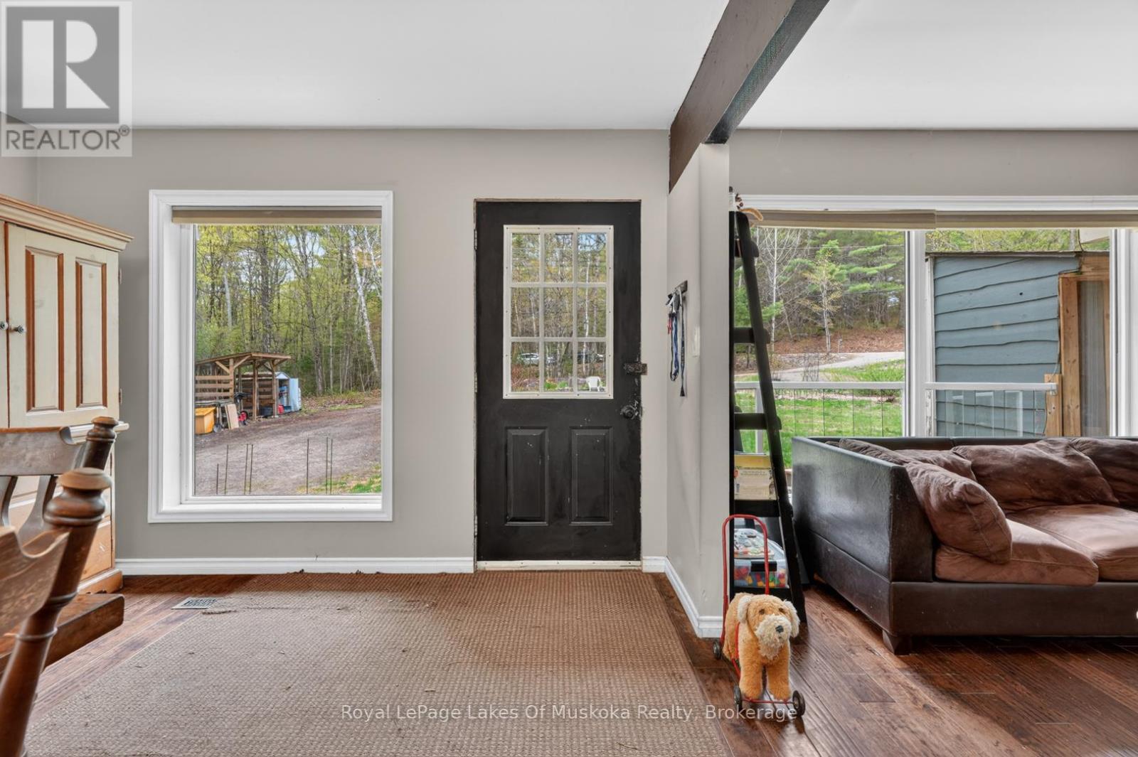 1034 Old 117 Highway, Lake Of Bays, Ontario  P0B 1A0 - Photo 2 - X13165954