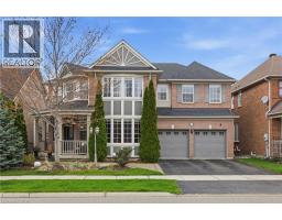 2295 GLAZEBROOK Circle, Oakville, Ontario