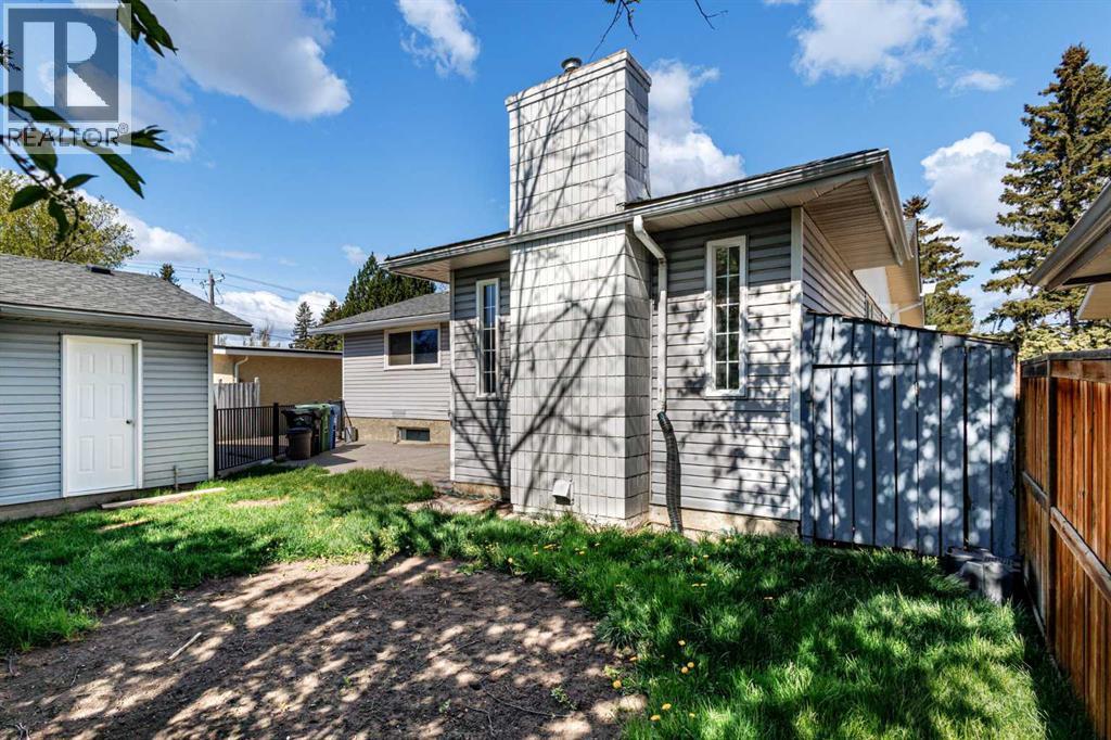 5876 Dalcastle Drive Nw, Calgary, Alberta  T3A 2B6 - Photo 40 - A2313700