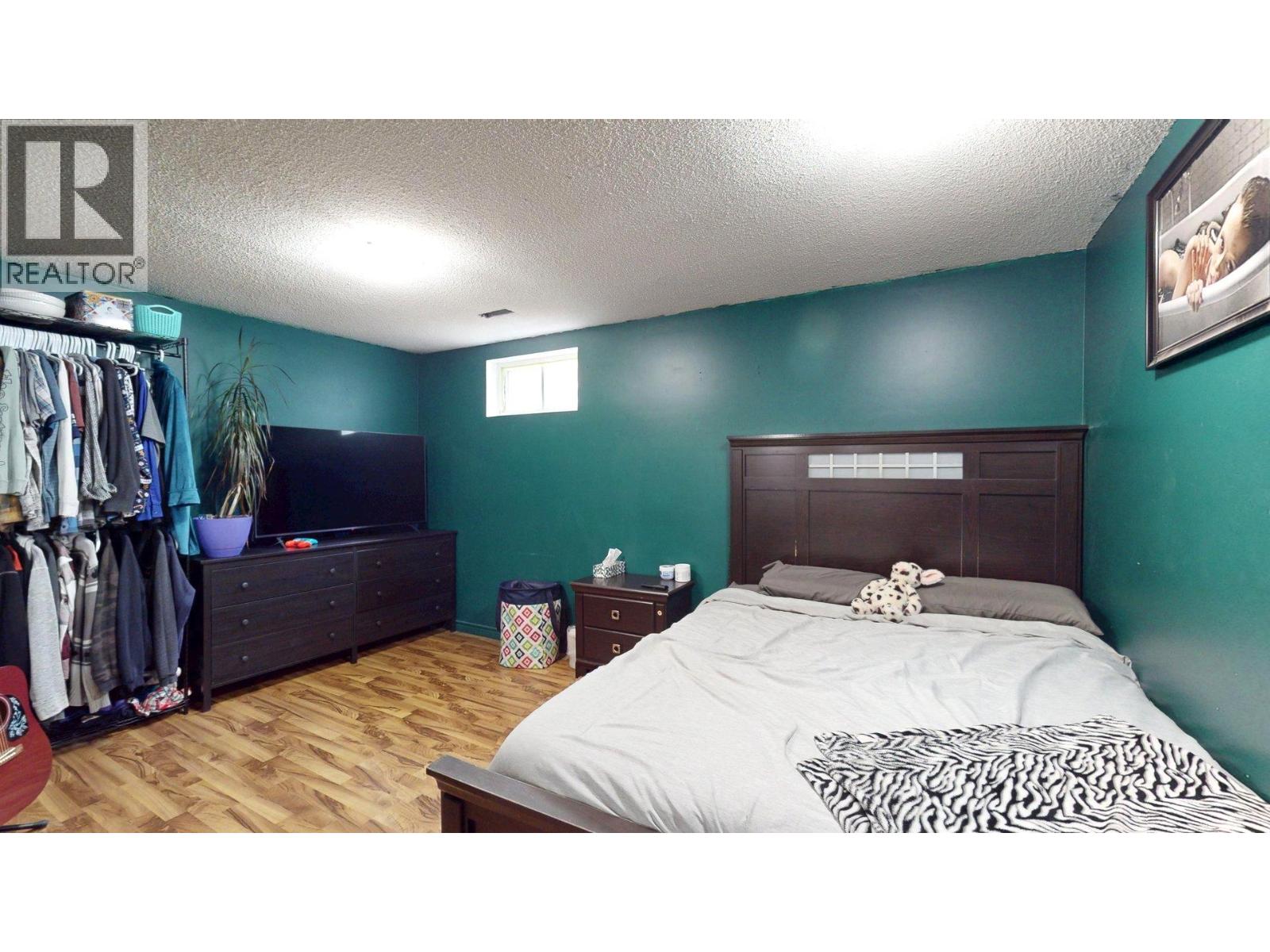 1323 Alpine Drive, Elkford, British Columbia  V0B 1H0 - Photo 21 - 10388574