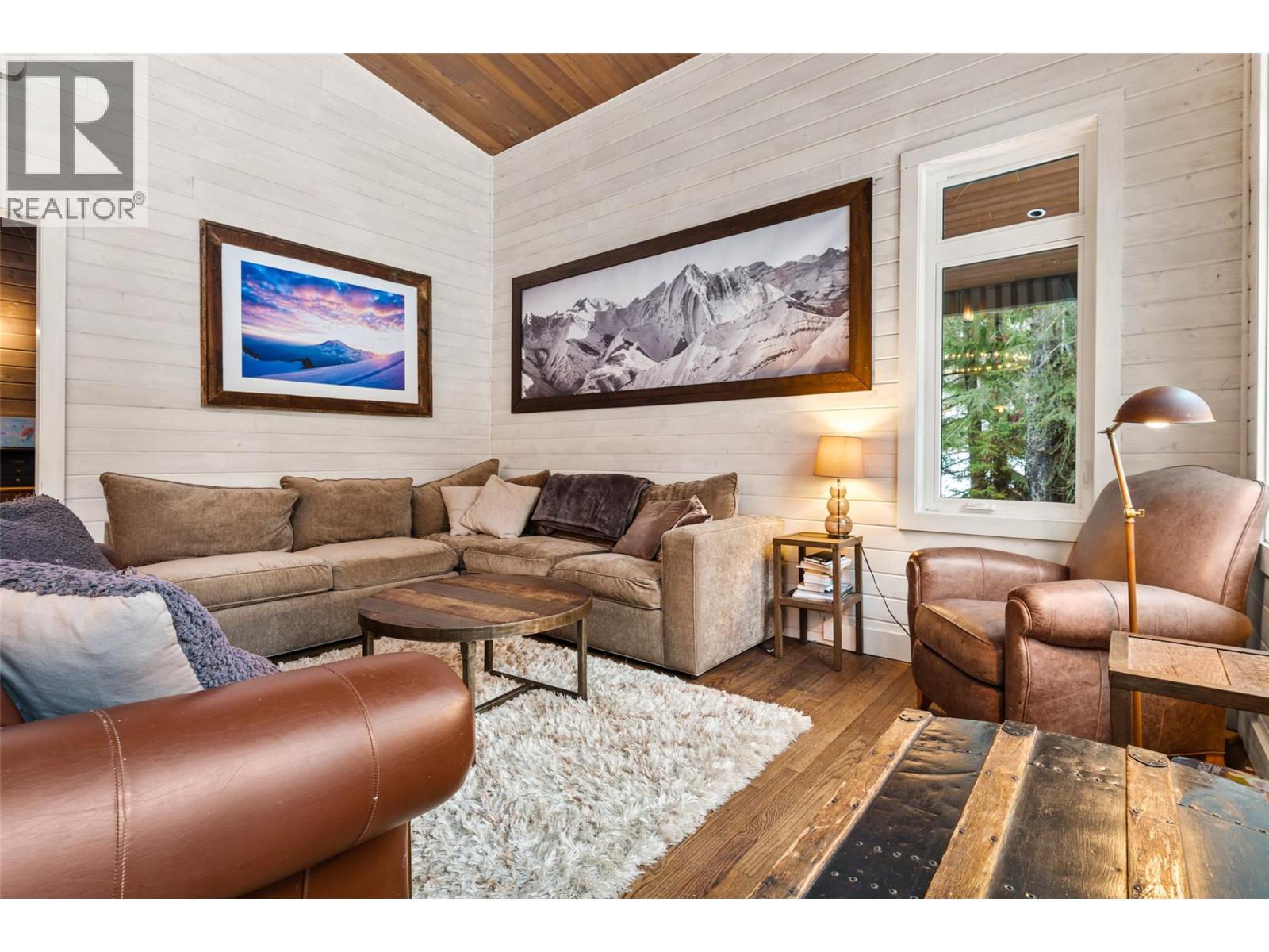2083 Mountain Gate Road, Revelstoke, British Columbia  V0E 2S0 - Photo 12 - 10375469