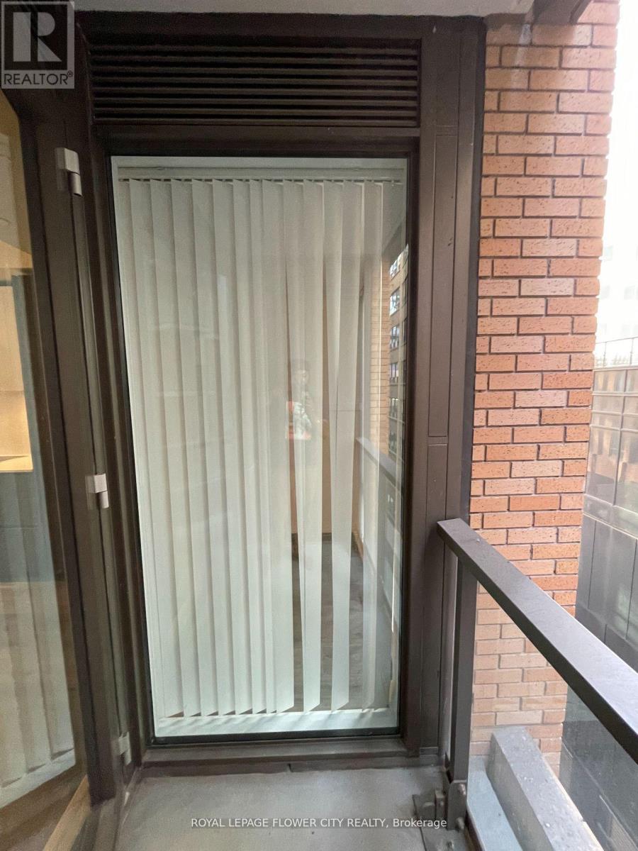 8 Widmer Street E, Toronto, Ontario  M5V 2E7 - Photo 14 - C13165934