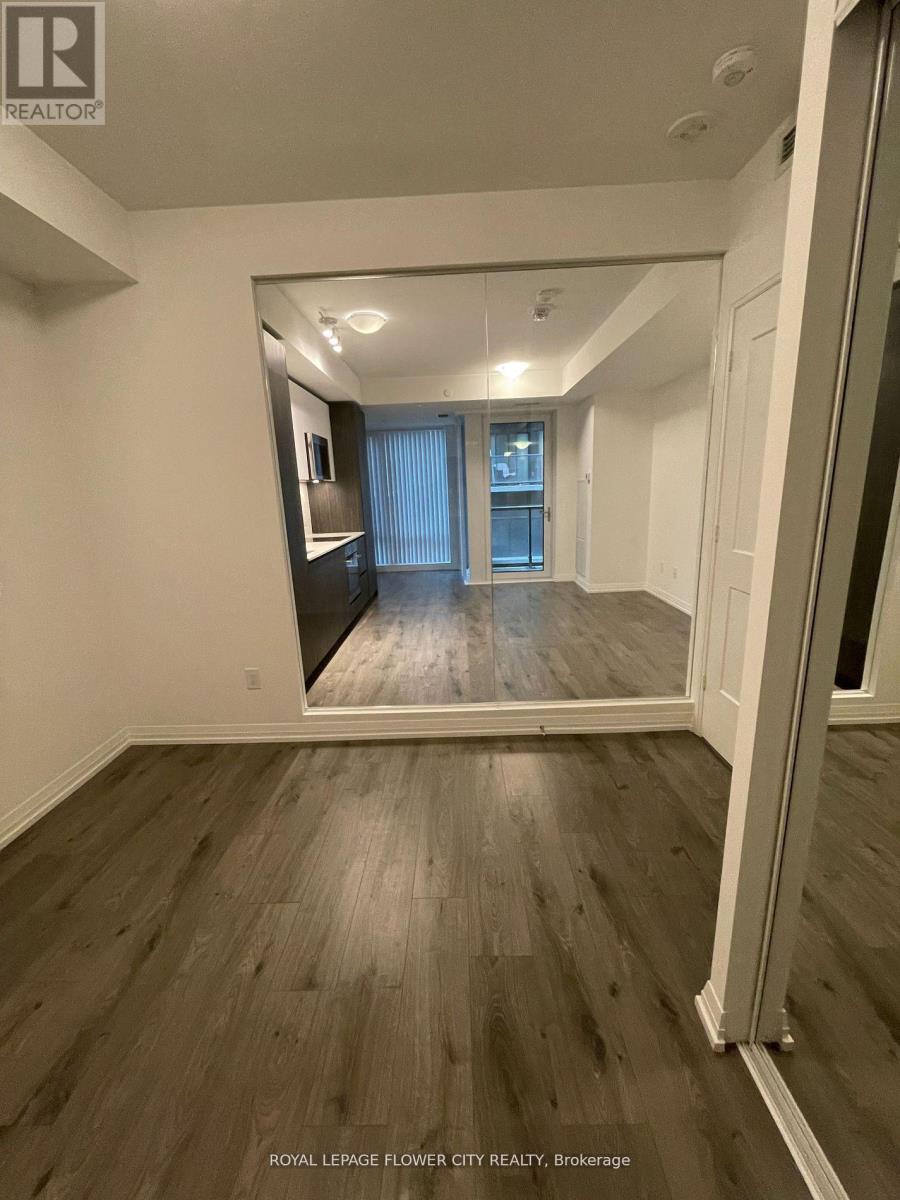 8 Widmer Street E, Toronto, Ontario  M5V 2E7 - Photo 8 - C13165934