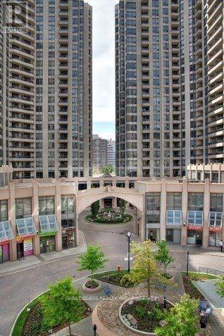 210 - 5 NORTHTOWN WAY, Toronto, Ontario