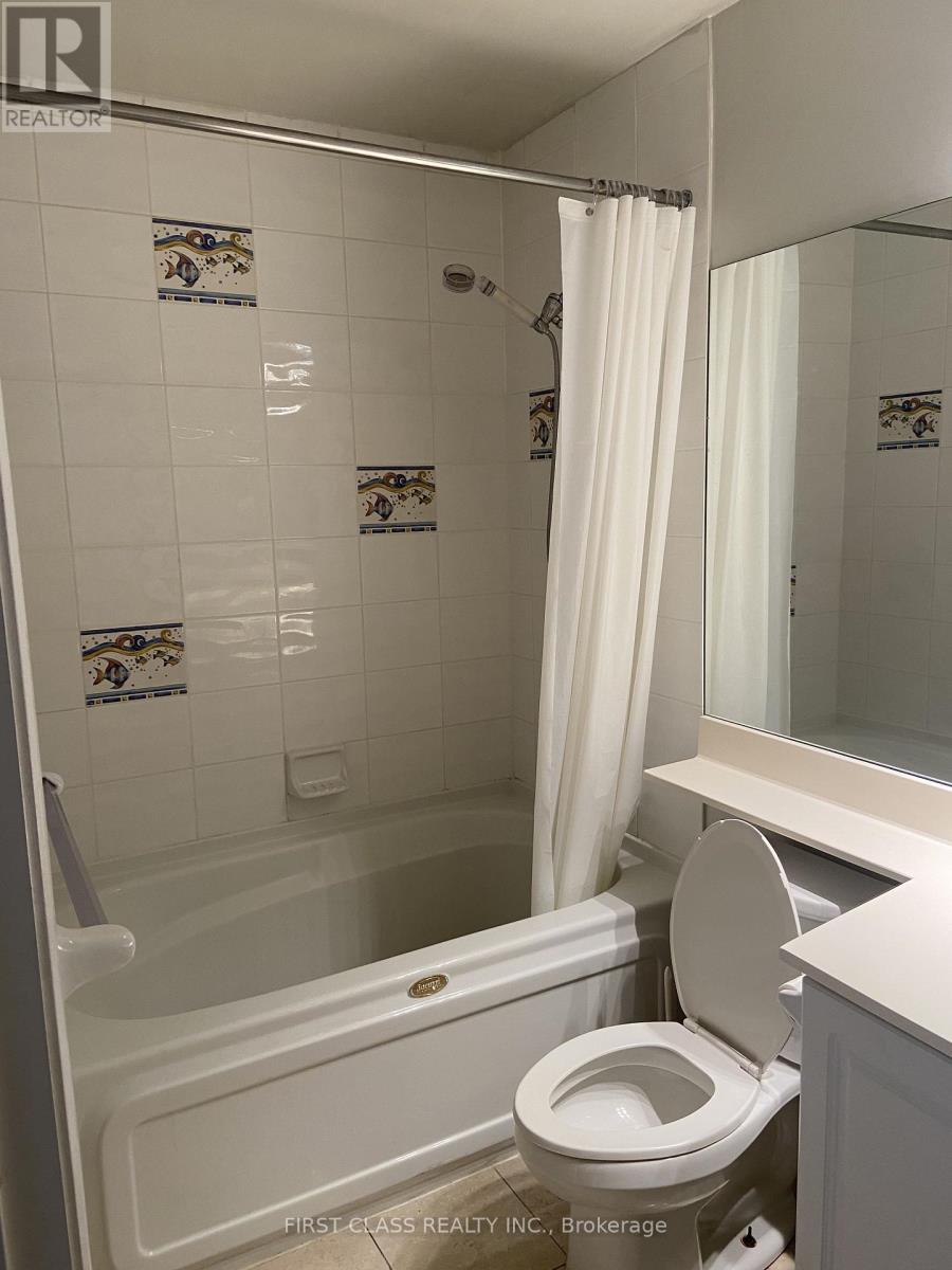 210 - 5 Northtown Way, Toronto, Ontario  M2N 7A1 - Photo 3 - C13165966