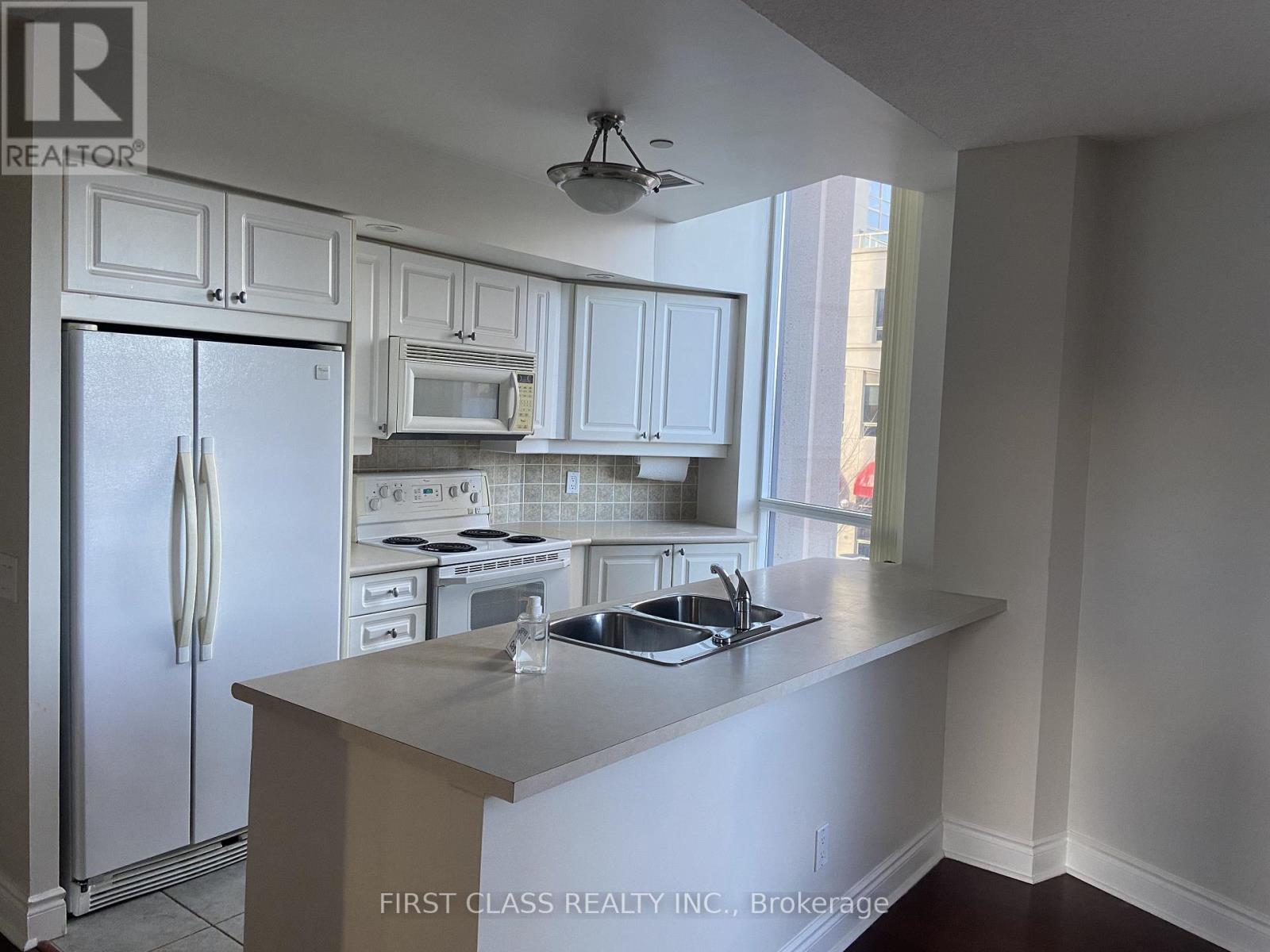 210 - 5 Northtown Way, Toronto, Ontario  M2N 7A1 - Photo 9 - C13165966
