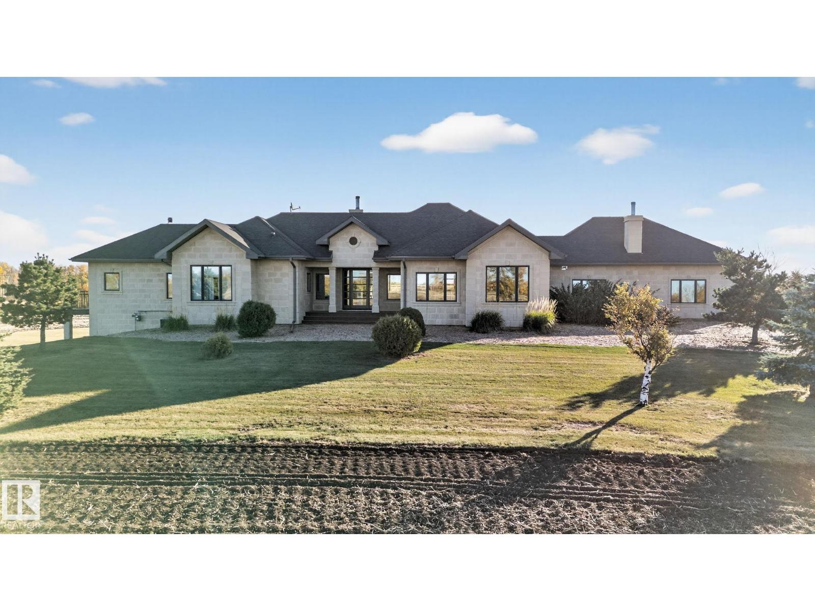 56229 Rge Road 242, Rural Sturgeon County, Alberta  T0A 0K3 - Photo 60 - E4489638