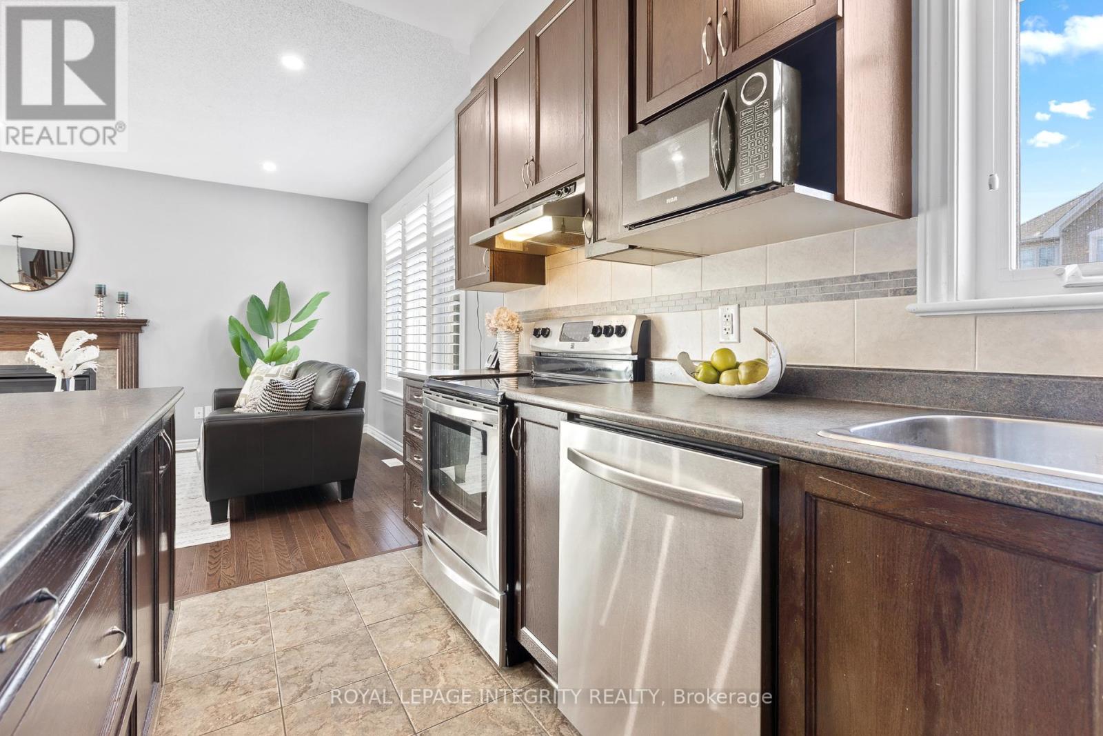 179 Flat Sedge Crescent, Ottawa, Ontario  K1T 0G9 - Photo 10 - X13165956