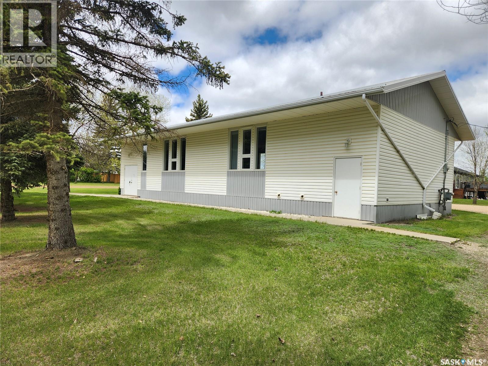 402 Wheaton Avenue, Ogema, Saskatchewan  S0C 1Y0 - Photo 17 - SK036925