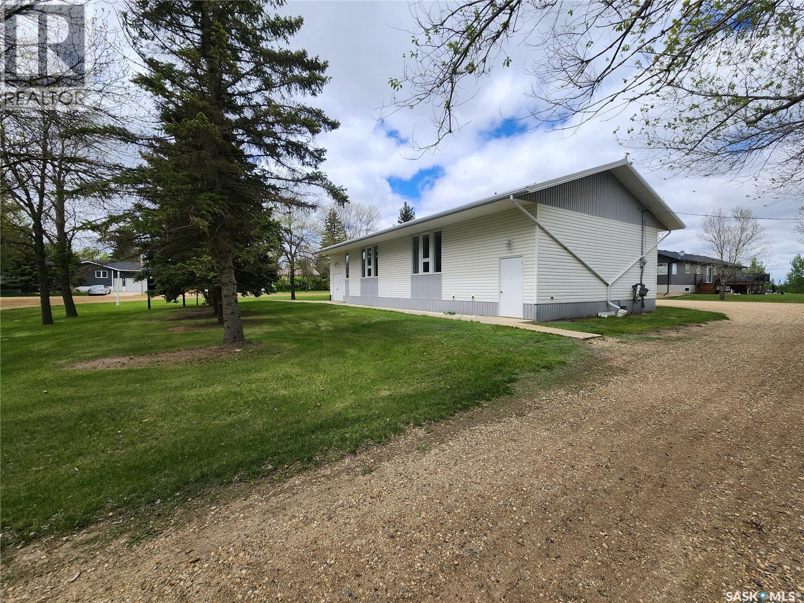 402 Wheaton Avenue, Ogema, Saskatchewan  S0C 1Y0 - Photo 18 - SK036925