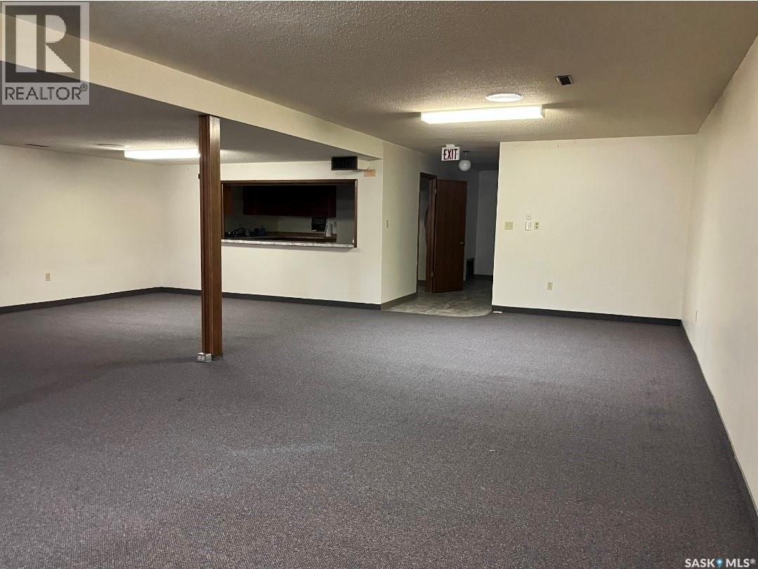 402 Wheaton Avenue, Ogema, Saskatchewan  S0C 1Y0 - Photo 5 - SK036925