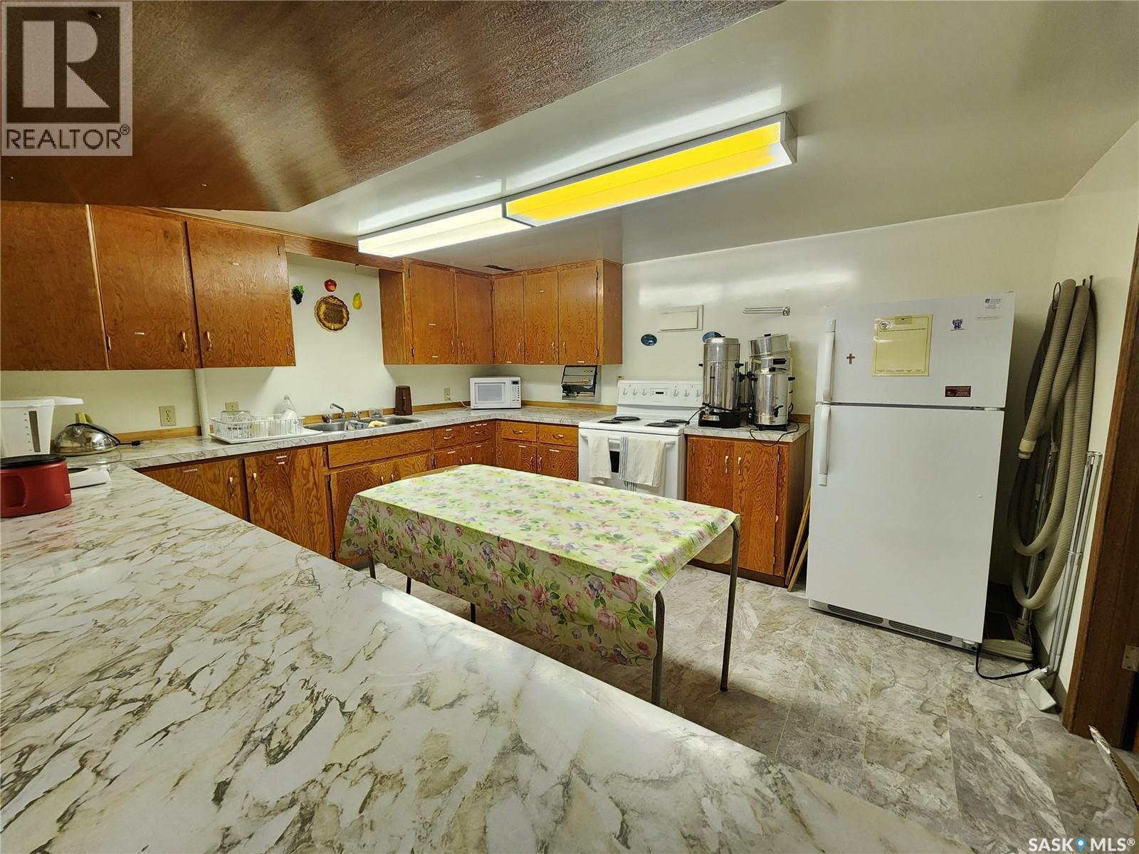 402 Wheaton Avenue, Ogema, Saskatchewan  S0C 1Y0 - Photo 8 - SK036925