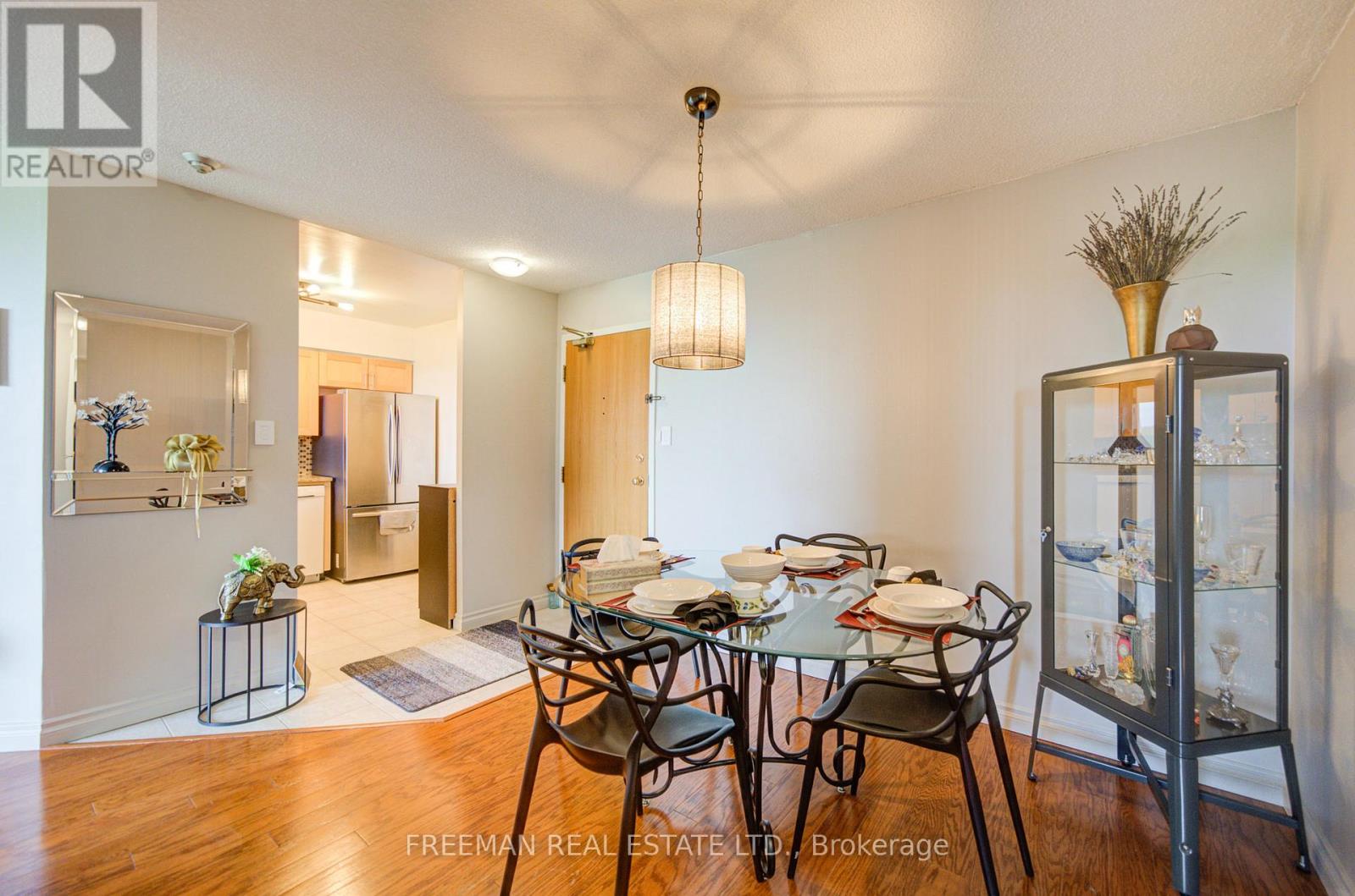 625 - 326 Major Mackenzie Drive E, Richmond Hill, Ontario  L4C 8T4 - Photo 2 - N13153084