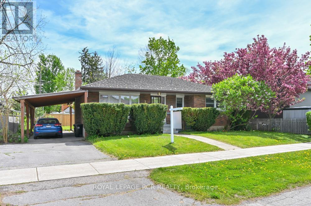 3 Sullivan Drive, New Tecumseth (Tottenham), Ontario  L0G 1W0 - Photo 2 - N13165996