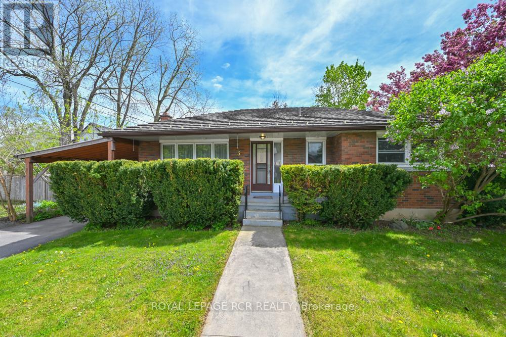 3 Sullivan Drive, New Tecumseth (Tottenham), Ontario  L0G 1W0 - Photo 3 - N13165996