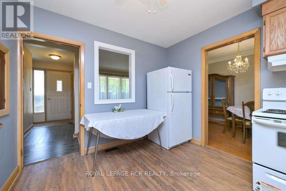 3 Sullivan Drive, New Tecumseth (Tottenham), Ontario  L0G 1W0 - Photo 8 - N13165996