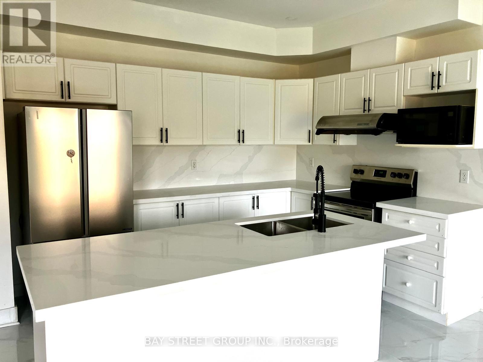 7 Raymond Bartlett Ave Avenue, Markham, Ontario  L3R 5C9 - Photo 4 - N13166044