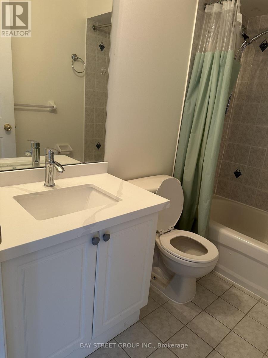 7 Raymond Bartlett Ave Avenue, Markham, Ontario  L3R 5C9 - Photo 9 - N13166044