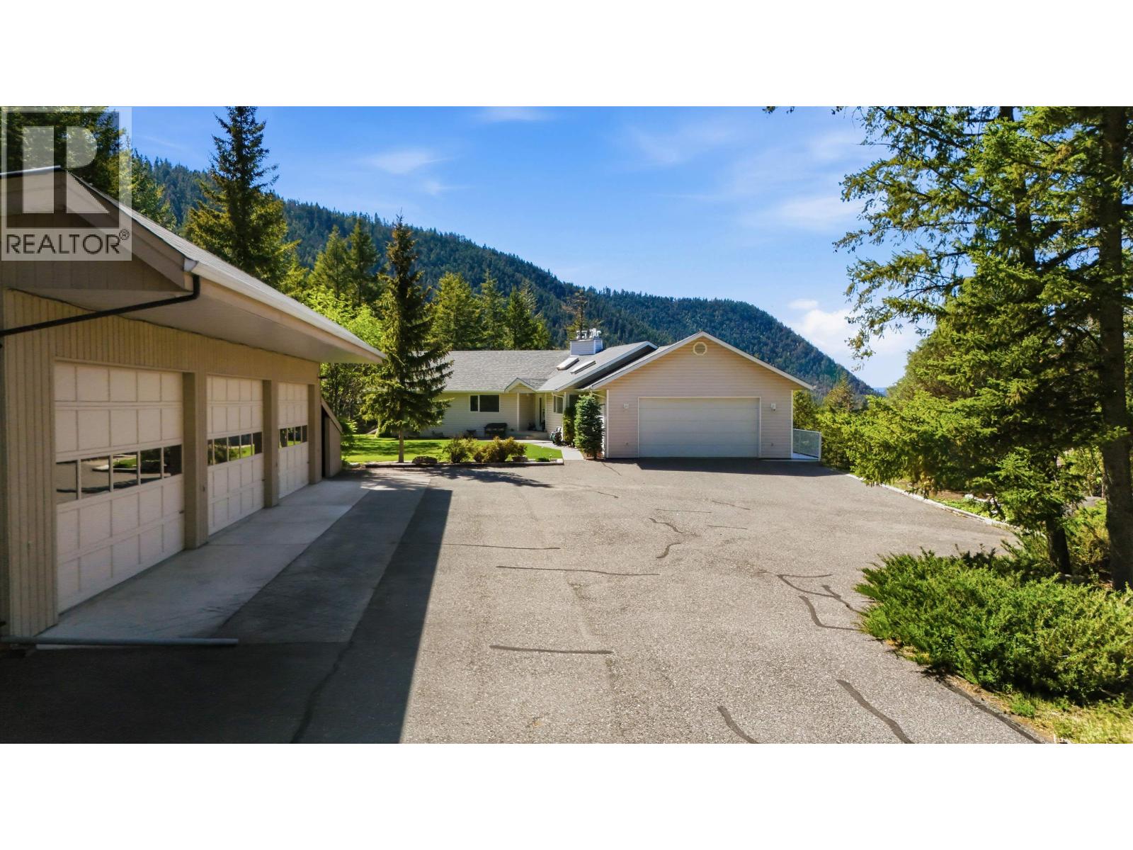 2104 Aqua View Place, Williams Lake, British Columbia  V2G 5G2 - Photo 31 - R3127136