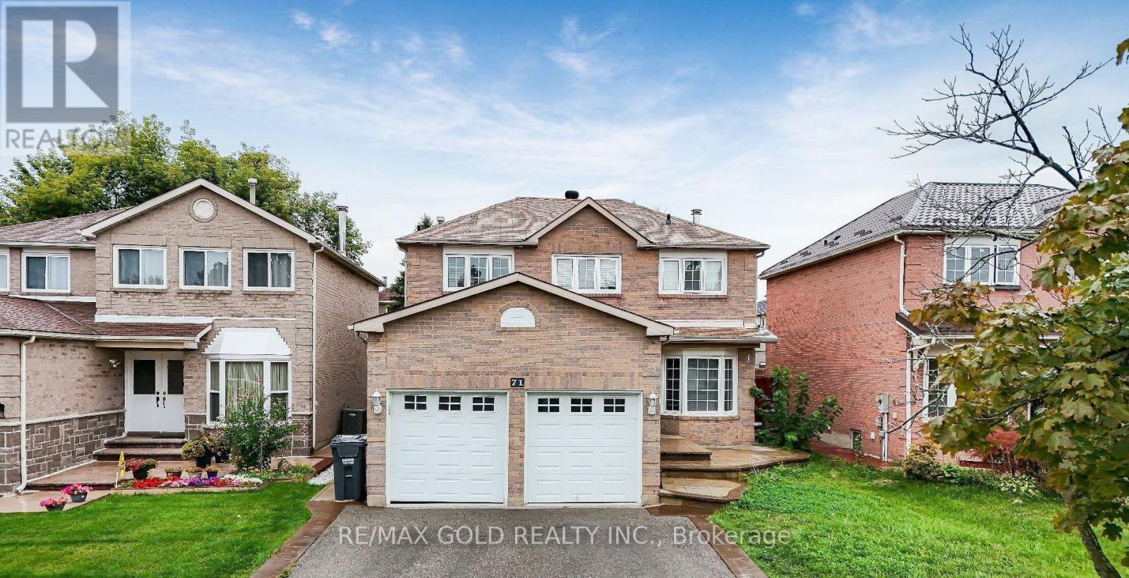71 RAVENSWOOD DRIVE, Brampton, Ontario