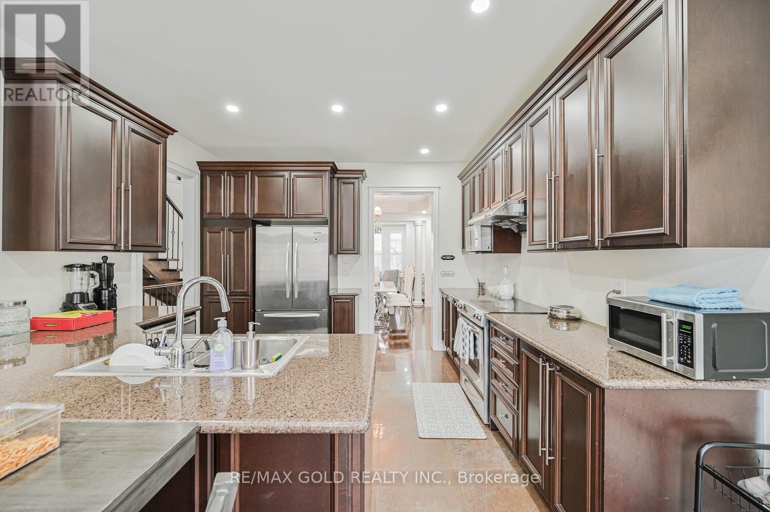 37 Scotchmere Crescent, Brampton, Ontario  L6P 3A6 - Photo 16 - W13165984