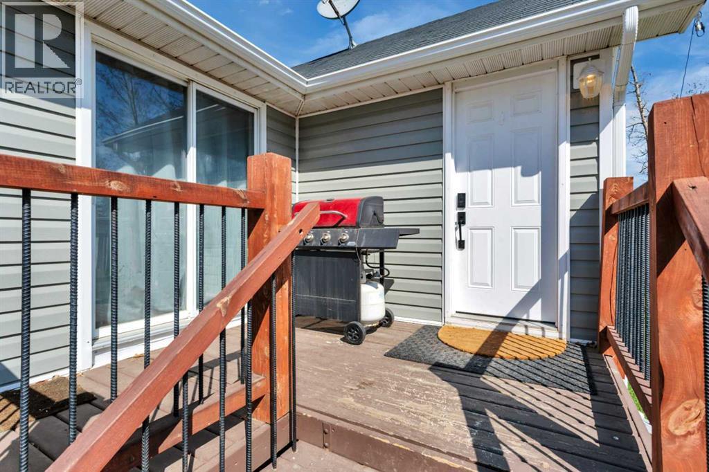 22228 410 Township, Rural Lacombe County, Alberta  T0B 3C0 - Photo 4 - A2310028